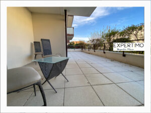 Lire la suite à propos de l’article Ange -CHASSIEU-Appartement de 68 m² avec terrasse de 36m²